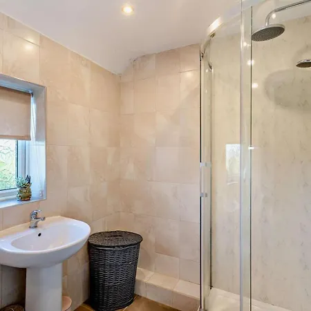 3 Bed In Northallerton Oc-47888 Holiday home East Cowton