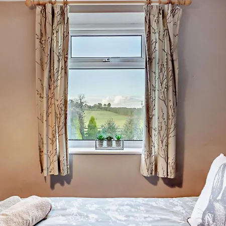 3 Bed In Northallerton Oc-47888 Holiday home *